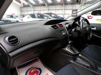 HONDA CIVIC 1.8 I-VTEC ES 5DR Automatic