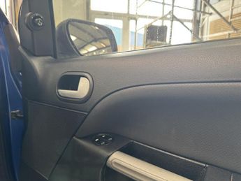 FORD FIESTA 2.0 ST 16V 3DR Manual