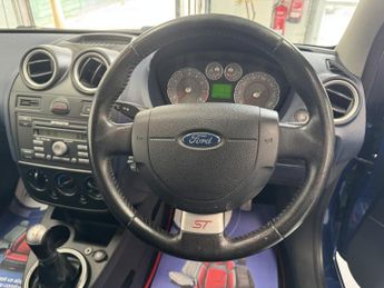 FORD FIESTA 2.0 ST 16V 3DR Manual