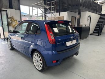 FORD FIESTA 2.0 ST 16V 3DR Manual