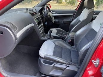 SKODA OCTAVIA 2.0 VRS 5DR Manual