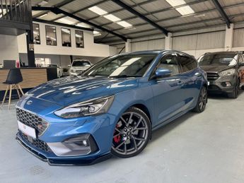 Ford Focus 2.0 ST ECOBLUE 5DR Manual