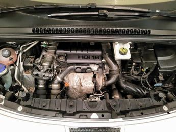 PEUGEOT 3008 1.6 ACTIVE HDI 5DR Manual