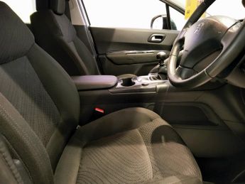 PEUGEOT 3008 1.6 ACTIVE HDI 5DR Manual