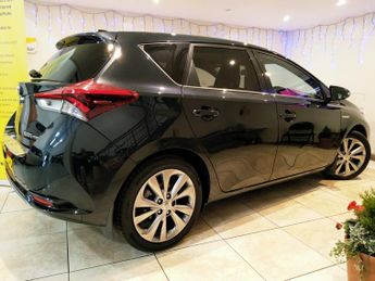TOYOTA AURIS 1.8 VVT-I EXCEL 5DR CVT