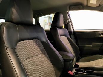 TOYOTA AURIS 1.8 VVT-I EXCEL 5DR CVT