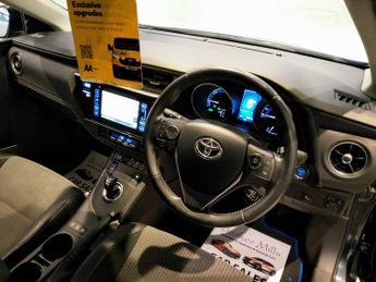 TOYOTA AURIS 1.8 VVT-I EXCEL 5DR CVT