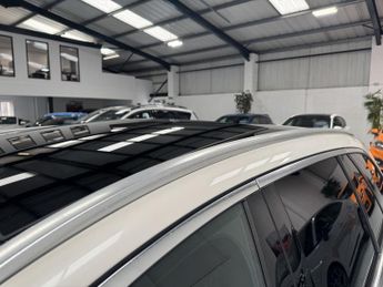 MERCEDES-BENZ E-CLASS 2.0 E 220 D AMG LINE PREMIUM 5DR Automatic