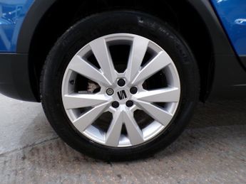 SEAT ARONA 1.0 ECOTSI XPERIENCE DSG 5DR Semi Automatic