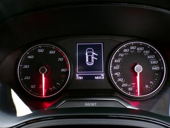 SEAT ARONA 1.0 ECOTSI XPERIENCE DSG 5DR Semi Automatic