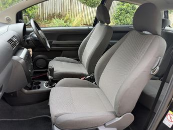 VOLKSWAGEN FOX 1.4 URBAN 75 3DR Manual