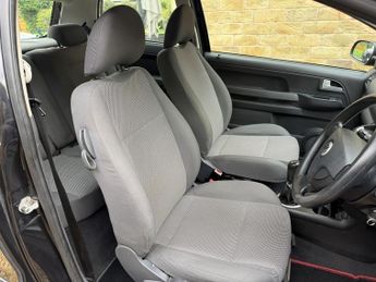 VOLKSWAGEN FOX 1.4 URBAN 75 3DR Manual