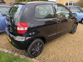 VOLKSWAGEN FOX 1.4 URBAN 75 3DR Manual