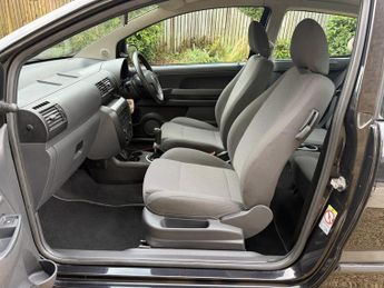 VOLKSWAGEN FOX 1.4 URBAN 75 3DR Manual