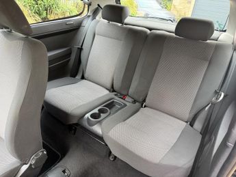 VOLKSWAGEN FOX 1.4 URBAN 75 3DR Manual