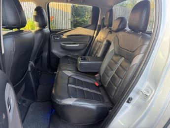 MITSUBISHI L200 2.4 DI-D 4WD BARBARIAN DCB