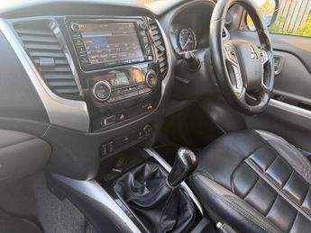 MITSUBISHI L200 2.4 DI-D 4WD BARBARIAN DCB