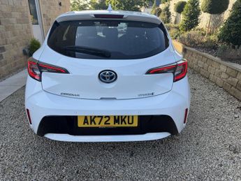 TOYOTA COROLLA 1.8 ICON TECH 5DR CVT