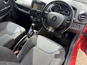 RENAULT CLIO 1.5 DYNAMIQUE S MEDIANAV DCI 5DR Automatic