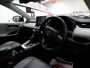 TOYOTA RAV-4 2.5 VVT-I EXCEL 5DR CVT
