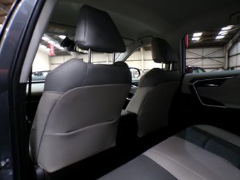 TOYOTA RAV-4 2.5 VVT-I EXCEL 5DR CVT