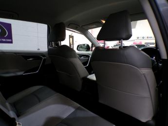 TOYOTA RAV-4 2.5 VVT-I EXCEL 5DR CVT