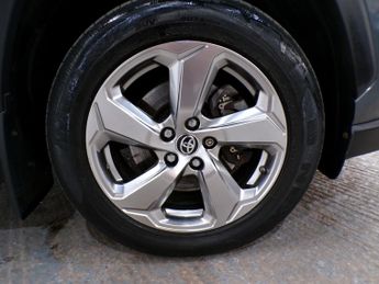 TOYOTA RAV-4 2.5 VVT-I EXCEL 5DR CVT