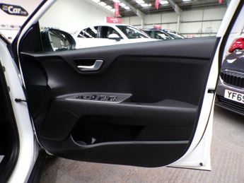 KIA STONIC 1.0 GT-LINE S ISG MHEV 5DR Semi Automatic