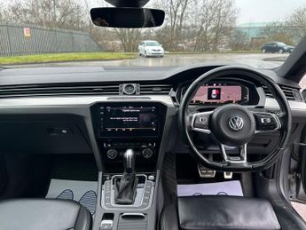 VOLKSWAGEN ARTEON 2.0 R-LINE TDI DSG 5DR Semi Automatic