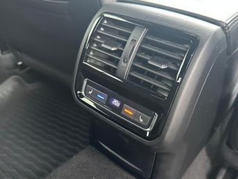 VOLKSWAGEN ARTEON 2.0 R-LINE TDI DSG 5DR Semi Automatic