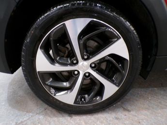 HYUNDAI TUCSON 1.7 CRDI SPORT EDITION 5DR Semi Automatic
