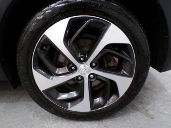 HYUNDAI TUCSON 1.7 CRDI SPORT EDITION 5DR Semi Automatic