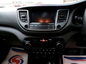 HYUNDAI TUCSON 1.7 CRDI SPORT EDITION 5DR Semi Automatic