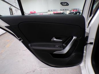MERCEDES-BENZ A-CLASS 1.5 A 180 D SPORT EXECUTIVE 5DR Automatic