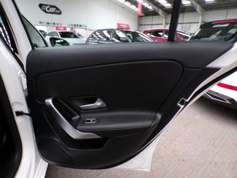 MERCEDES-BENZ A-CLASS 1.5 A 180 D SPORT EXECUTIVE 5DR Automatic