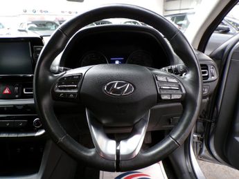 HYUNDAI I30 1.0 T-GDI SE CONNECT MHEV 5DR Automatic