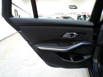 BMW 3 SERIES 2.0 320D SE 5DR Automatic