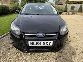 FORD FOCUS 1.6 ZETEC NAVIGATOR TDCI 5DR hatchback Manual