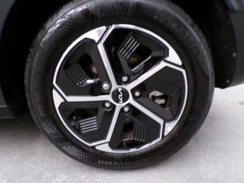 KIA NIRO 1.6 2 5DR Semi Automatic