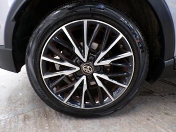 TOYOTA CHR 1.2 EXCEL AWD 5DR CVT