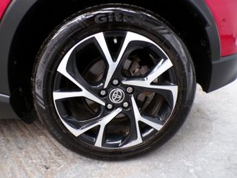 TOYOTA CHR 1.8 DESIGN 5DR CVT