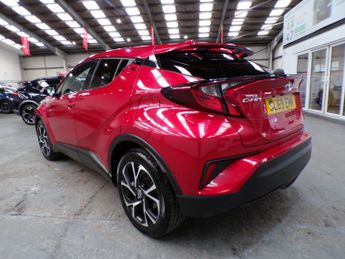 TOYOTA CHR 1.8 DESIGN 5DR CVT