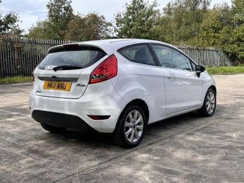 FORD FIESTA 1.2 ZETEC 3DR Manual