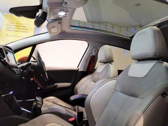 PEUGEOT 208 1.2 ROLAND GARROS 5DR Manual
