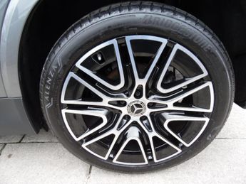MERCEDES-BENZ GLA-CLASS 1.3 GLA 200 AMG LINE PREMIUM 5DR AUTOMATIC