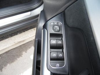 MERCEDES-BENZ GLA-CLASS 1.3 GLA 200 AMG LINE PREMIUM 5DR AUTOMATIC
