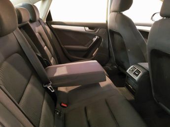 AUDI A4 2.0 TDI SE 4DR Manual