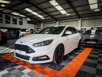 Ford Focus 2.0 ST-3 5DR Manual