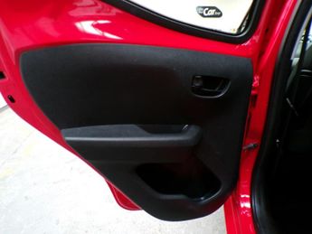 TOYOTA AYGO 1.0 VVT-I X-PLAY 5DR Manual