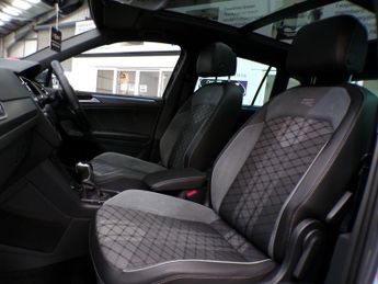 VOLKSWAGEN TIGUAN 1.5 R-LINE TSI DSG 5DR Semi Automatic